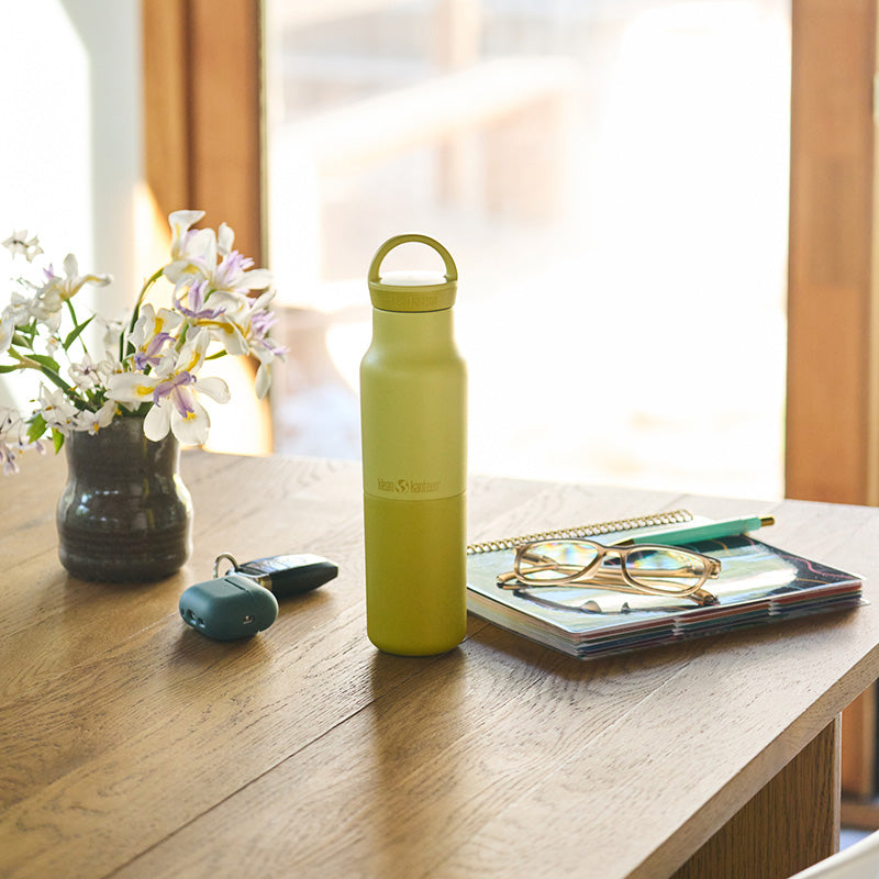 12oz-rise-classic-with-arch-loop-cap-g6 12oz_rise_classic_insulated_acacia_table_square.jpg
