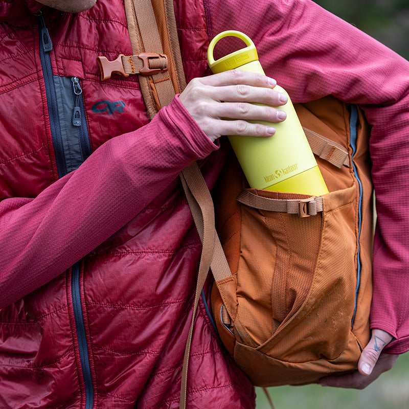 20oz-rise-classic-with-arch-loop-cap-e3 20oz_rise_classic_insulated_bottle_acacia_backpack_square.jpg