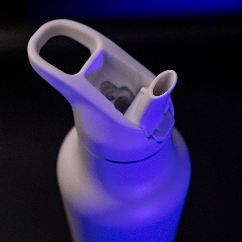 20oz-rise-classic-may-the-4th-w4 20oz_rise_classic_may_the_fourth_starwars_white_bottle_flipseal_square.jpg