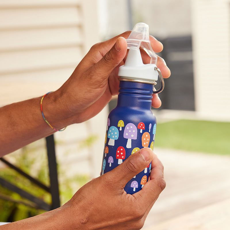 12oz-kid-s-classic-sippy-k7 kid_sippy_12oz_closeup_dustcover_square.jpg