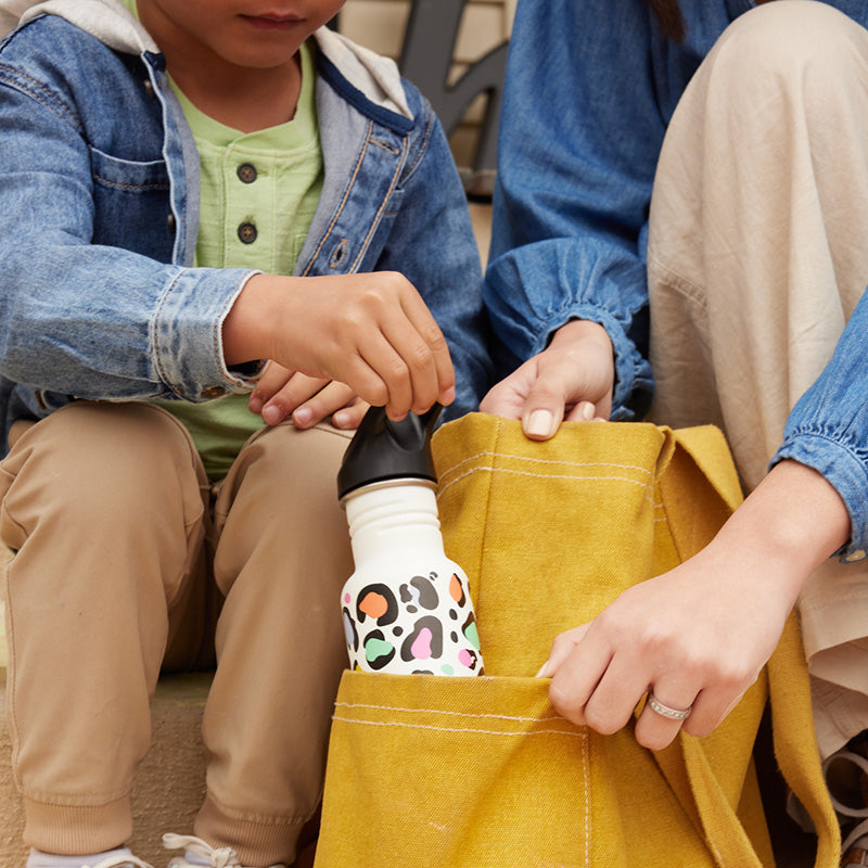 12oz-kid-s-classic-with-flip-seal-sport-cap-v2 kid_sport_flip_seal_12oz_bag_pull_square.jpg