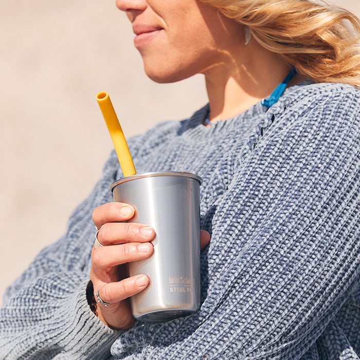 straw-4-pack-u2 recycled_steel_straw_pint_sun_lifestyle.jpg