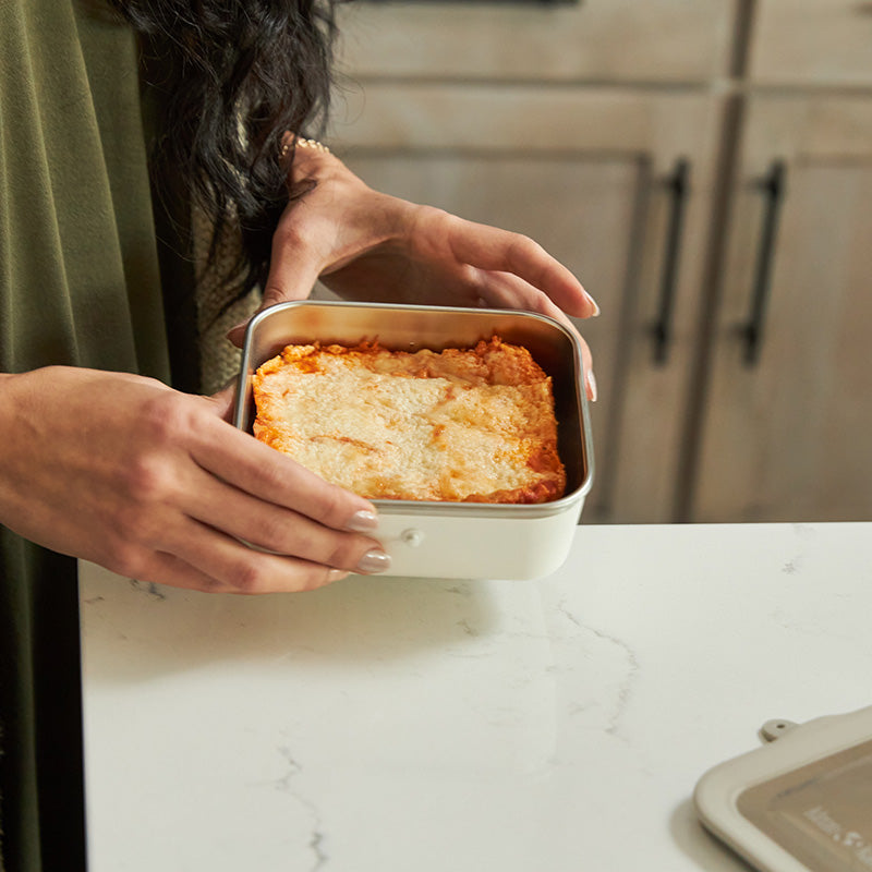 23oz-rise-food-box-lunch-f6 rise_food_lunch_box_lunch_tofu_microwave_lasagna_square.jpg