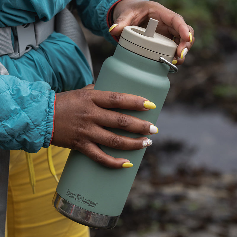 32oz-tkwide-made-to-do-more-bundle-k4 tkwide_32oz_insulated_bottle_twist_closeup_seapsray_hand_square.jpg
